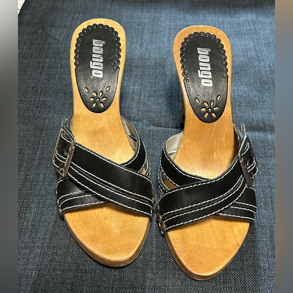 BONGO Black and Tan Mules